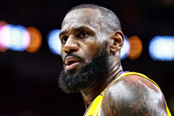 Predložena razmena po kojoj Lebron Džejms prelazi u Golden Stejt