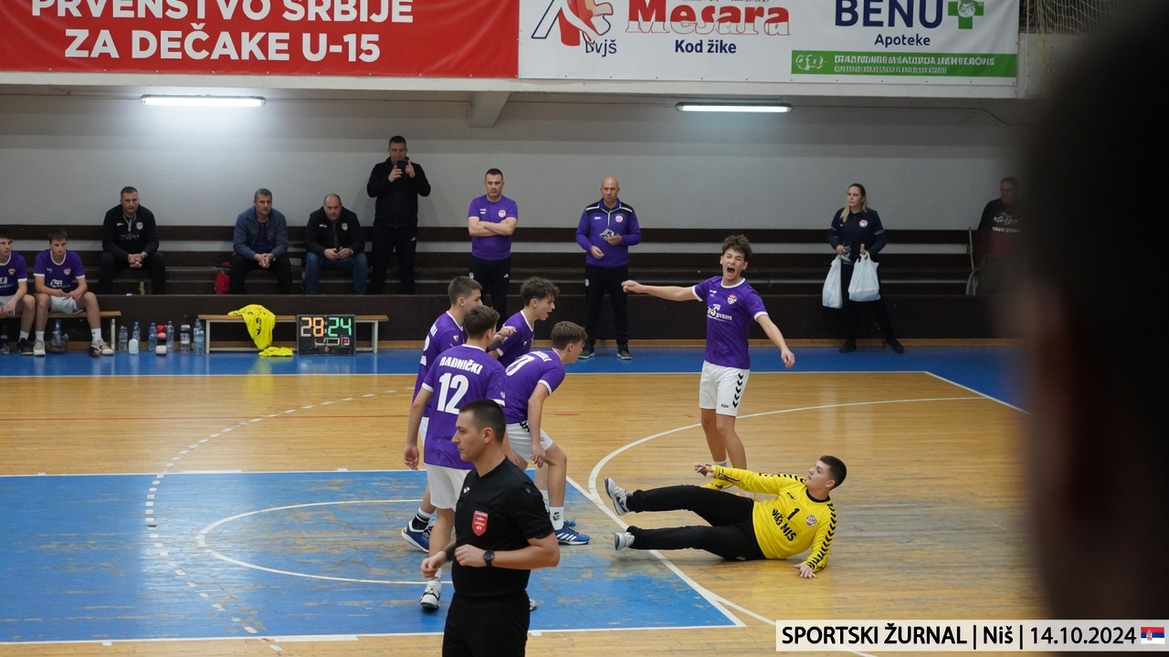 Trinkijeri dovodi bivšeg centra Crvene zvezde Trinkijeri dovodi bivšeg centra Crvene zvezde