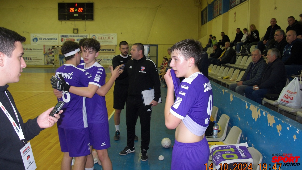 Jovanović razbija Holandiju u Solunu! Jovanović razbija Holandiju u Solunu!